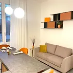 Casa Cavour Brown